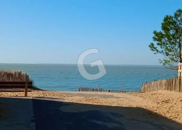 2/3 Pers. A 300m De La Plage, Sur - Fr-1-194-358